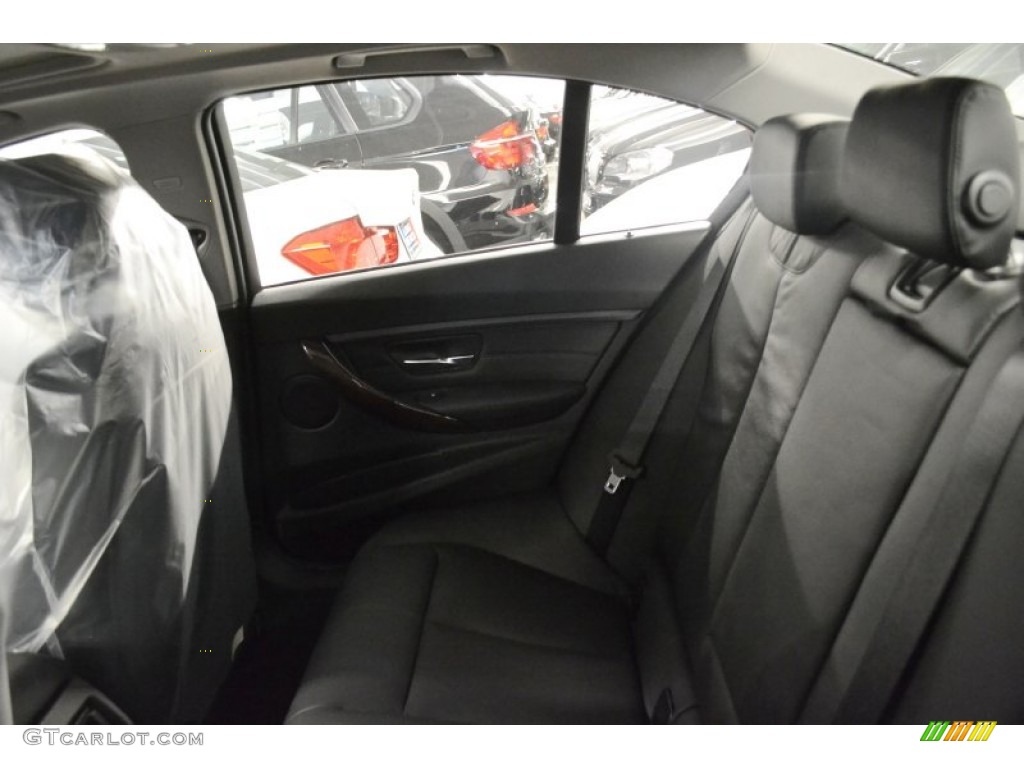 2013 3 Series 328i Sedan - Black Sapphire Metallic / Black photo #8