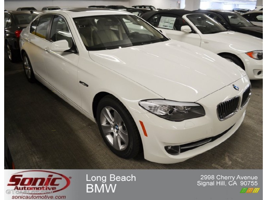 2013 5 Series 528i Sedan - Alpine White / Oyster/Black photo #1
