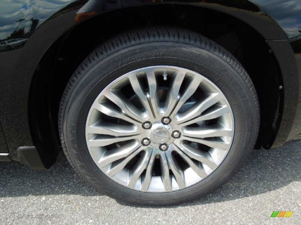 2013 Chrysler 200 Limited Hard Top Convertible Wheel Photo #71113676