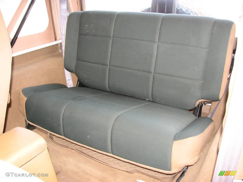 1998 Wrangler Sahara 4x4 - Stone White / Khaki photo #13