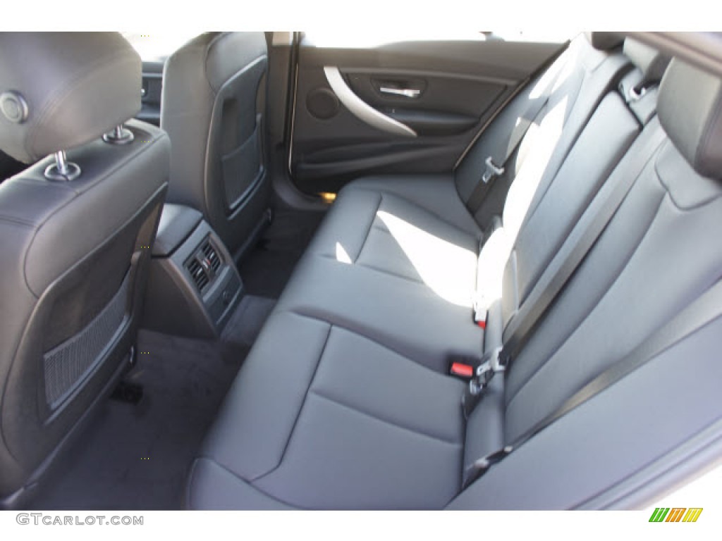 2013 3 Series 328i Sedan - Alpine White / Black photo #4