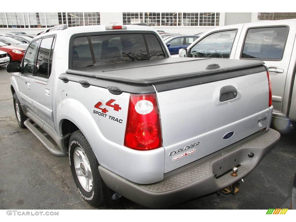 2001 Explorer Sport Trac 4x4 - Silver Frost Metallic / Dark Graphite photo #4
