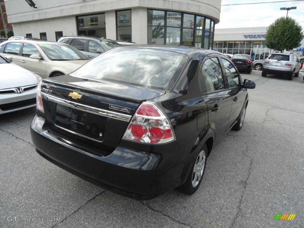 2010 Aveo LT Sedan - Black Granite / Charcoal photo #6