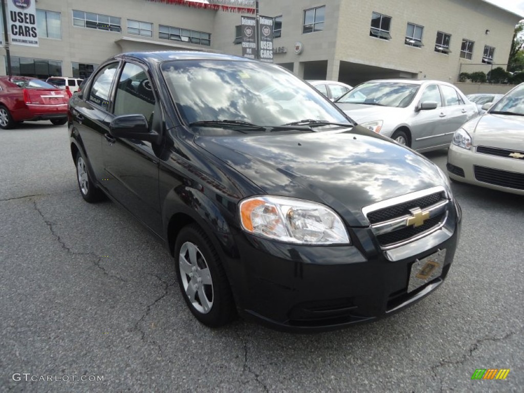 2010 Aveo LT Sedan - Black Granite / Charcoal photo #8