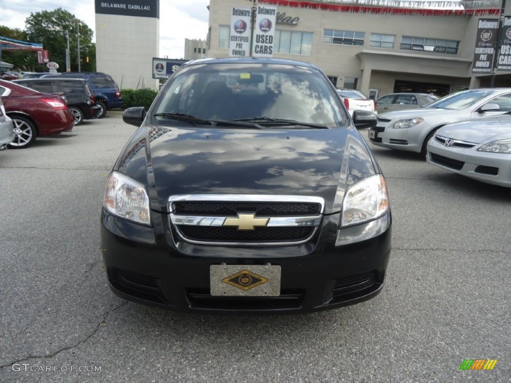 2010 Aveo LT Sedan - Black Granite / Charcoal photo #9
