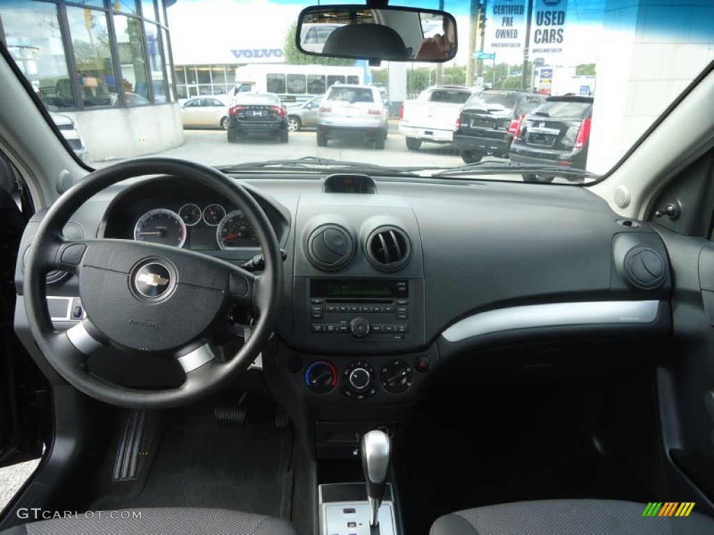 2010 Aveo LT Sedan - Black Granite / Charcoal photo #12