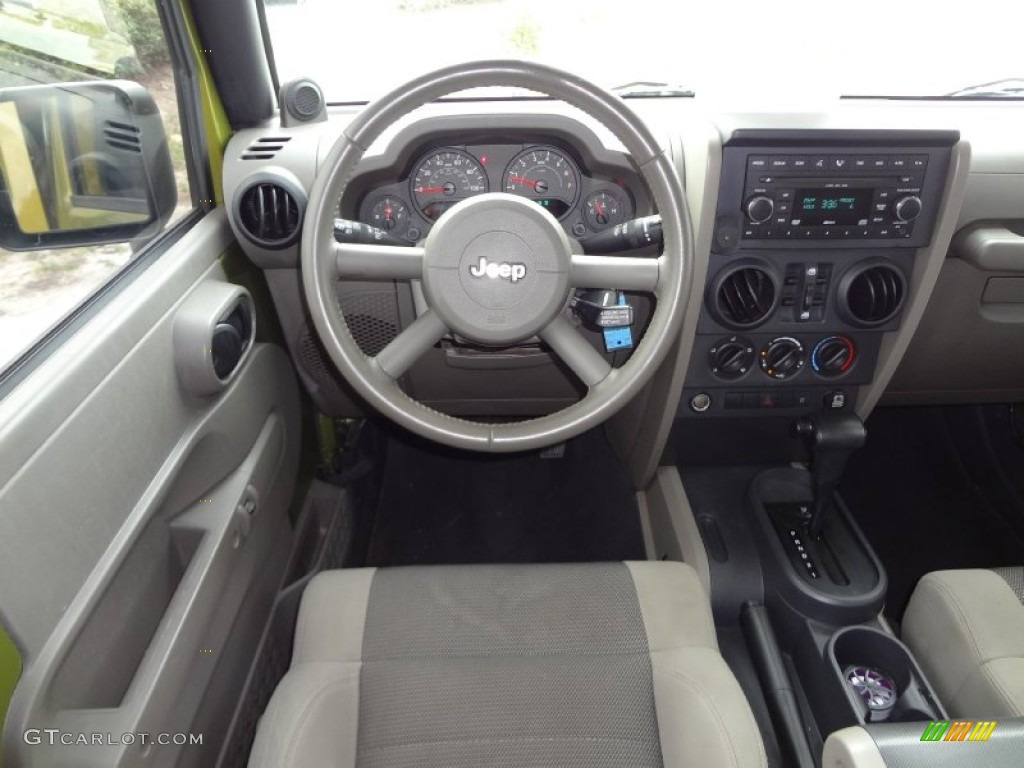 2007 Jeep Wrangler Unlimited X Dashboard Photos