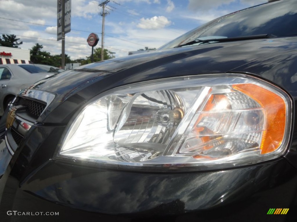 2010 Aveo LT Sedan - Black Granite / Charcoal photo #27