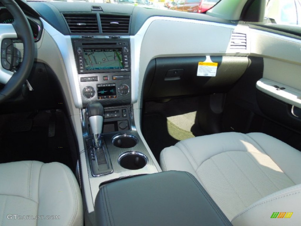 2012 Traverse LTZ - White Diamond Tricoat / Light Gray/Ebony photo #19