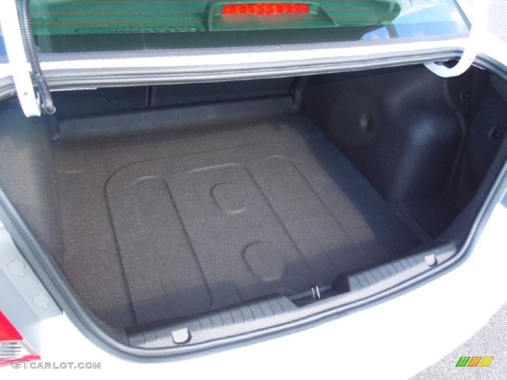 2013 Chevrolet Cruze ECO Trunk Photo #71122580