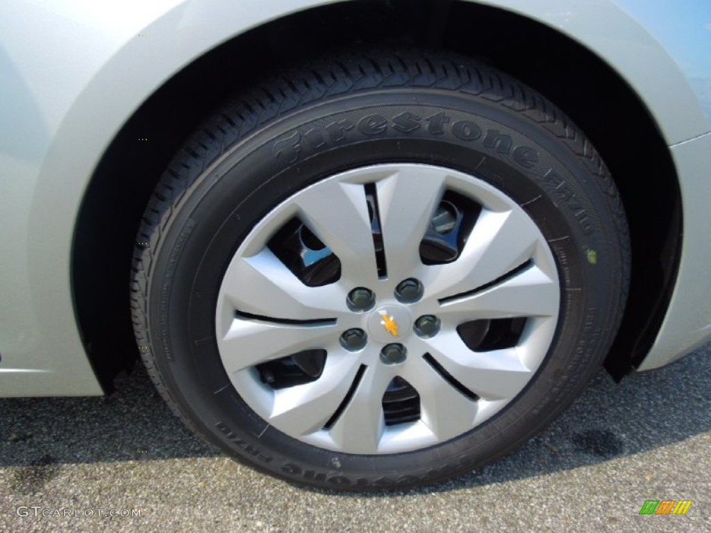 2013 Chevrolet Cruze LS Wheel Photo #71122847