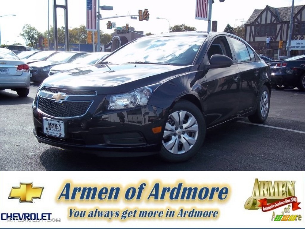 2013 Cruze LS - Black Granite Metallic / Jet Black/Medium Titanium photo #1