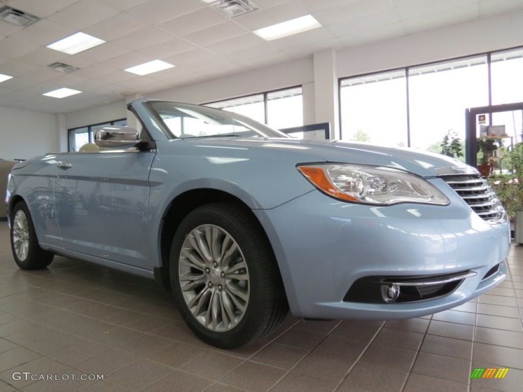 2013 200 Limited Convertible - Crystal Blue Pearl / Black/Light Frost Beige photo #2