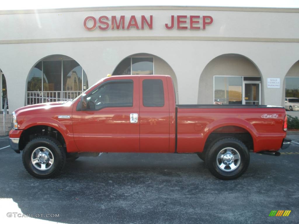 2005 F250 Super Duty XLT SuperCab 4x4 - Red Clearcoat / Medium Flint photo #1