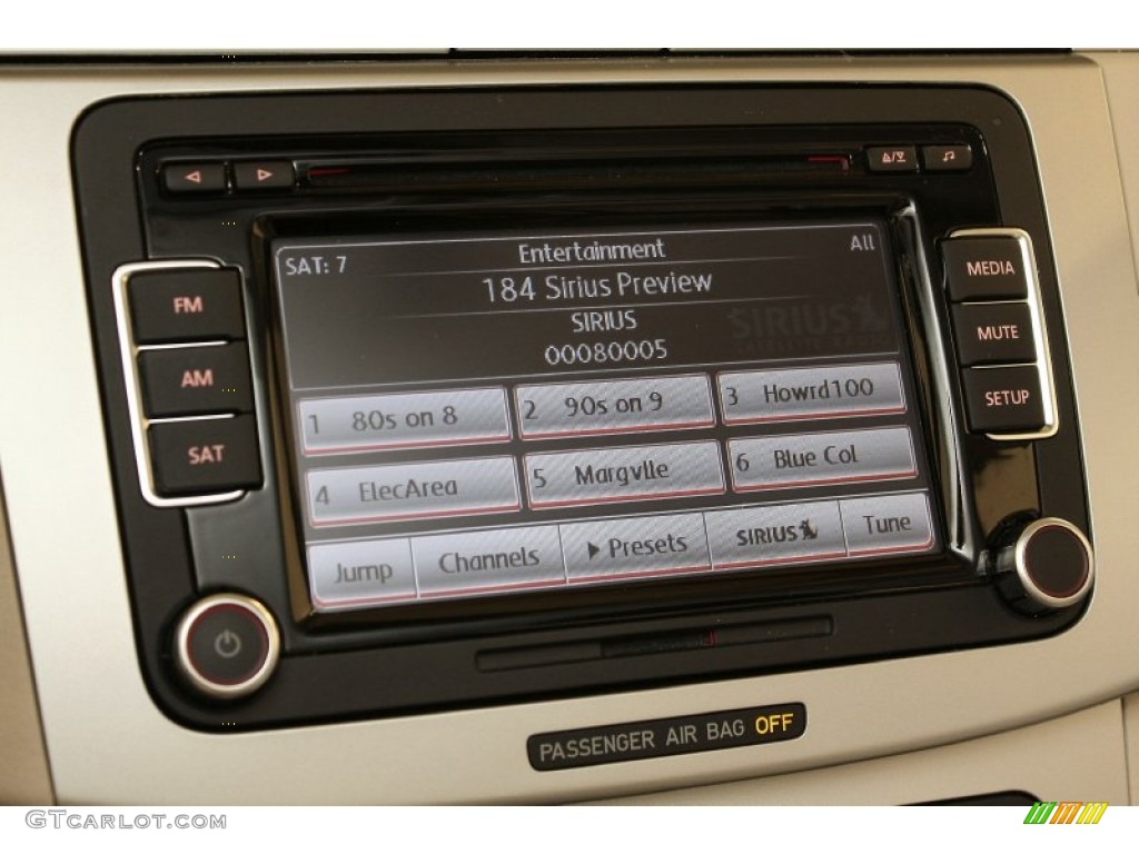 2010 Volkswagen CC Sport Audio System Photo #71128829