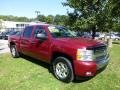 Front 3/4 View of 2007 Silverado 1500 LT Crew Cab 4x4