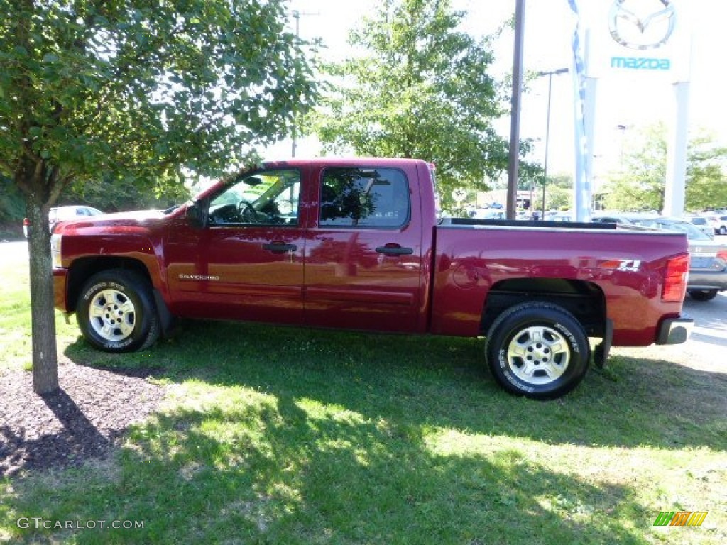 2007 Silverado 1500 LT Crew Cab 4x4 - Sport Red Metallic / Ebony Black photo #6