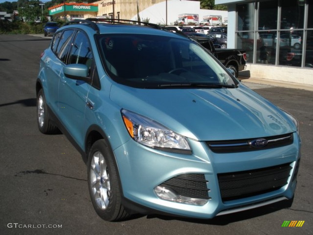 2013 Escape SE 1.6L EcoBoost 4WD - Frosted Glass Metallic / Charcoal Black photo #2