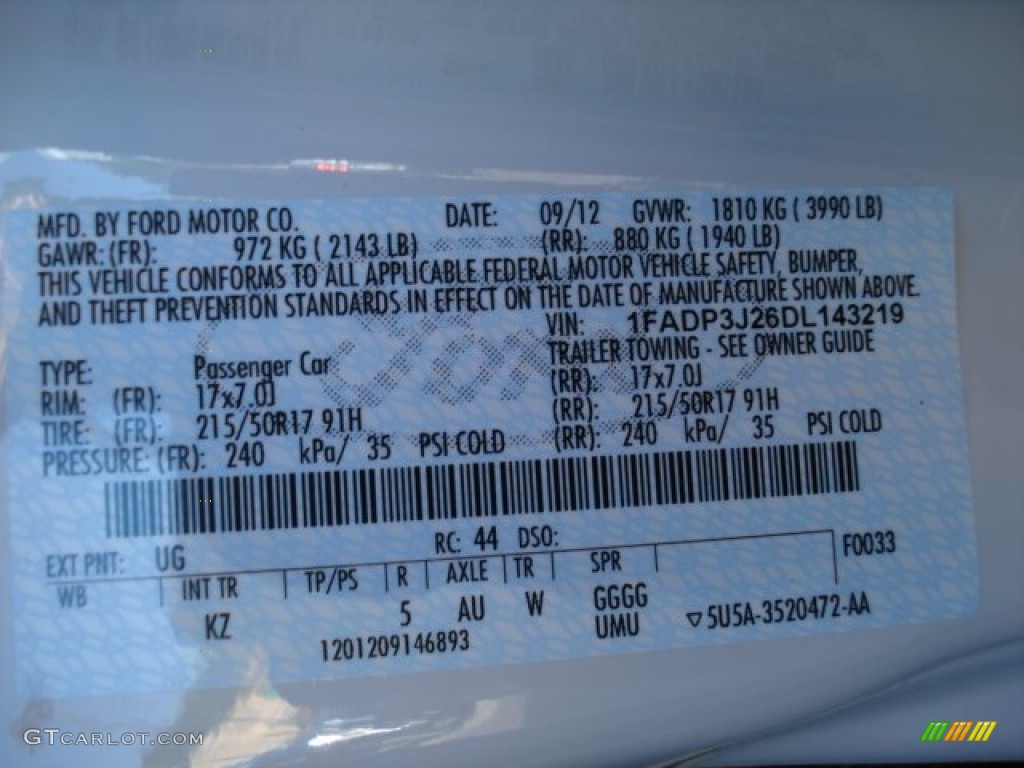 2013 Focus Color Code UG for White Platinum Photo #71130932