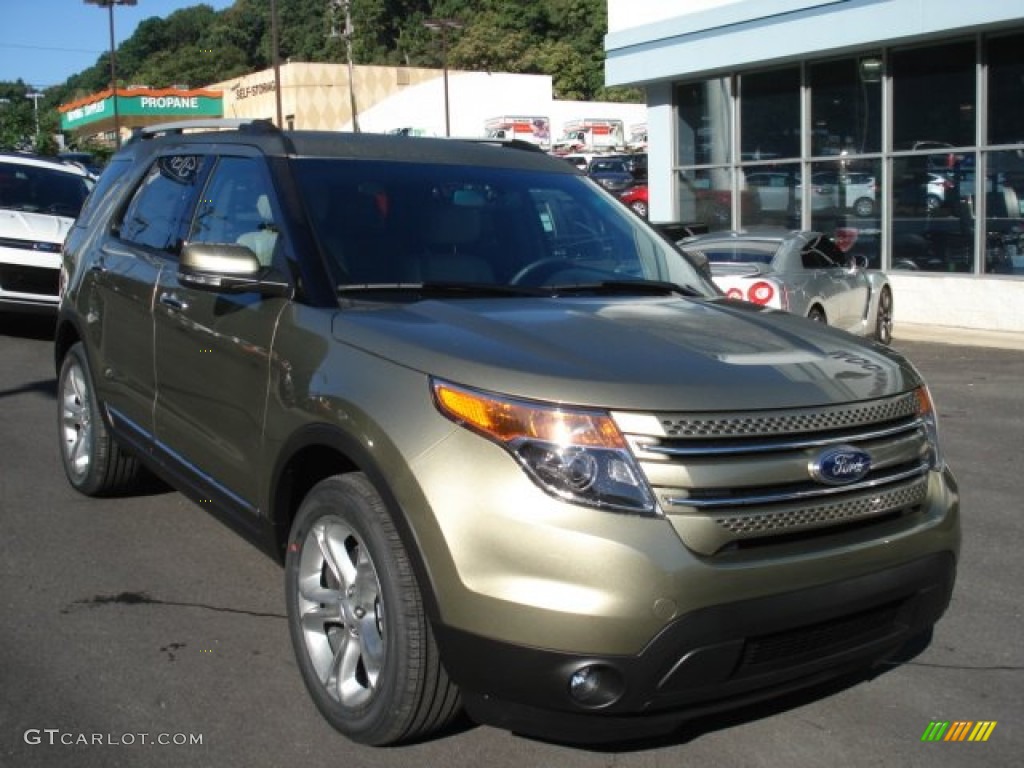 2013 Explorer Limited 4WD - Ginger Ale Metallic / Medium Light Stone photo #2