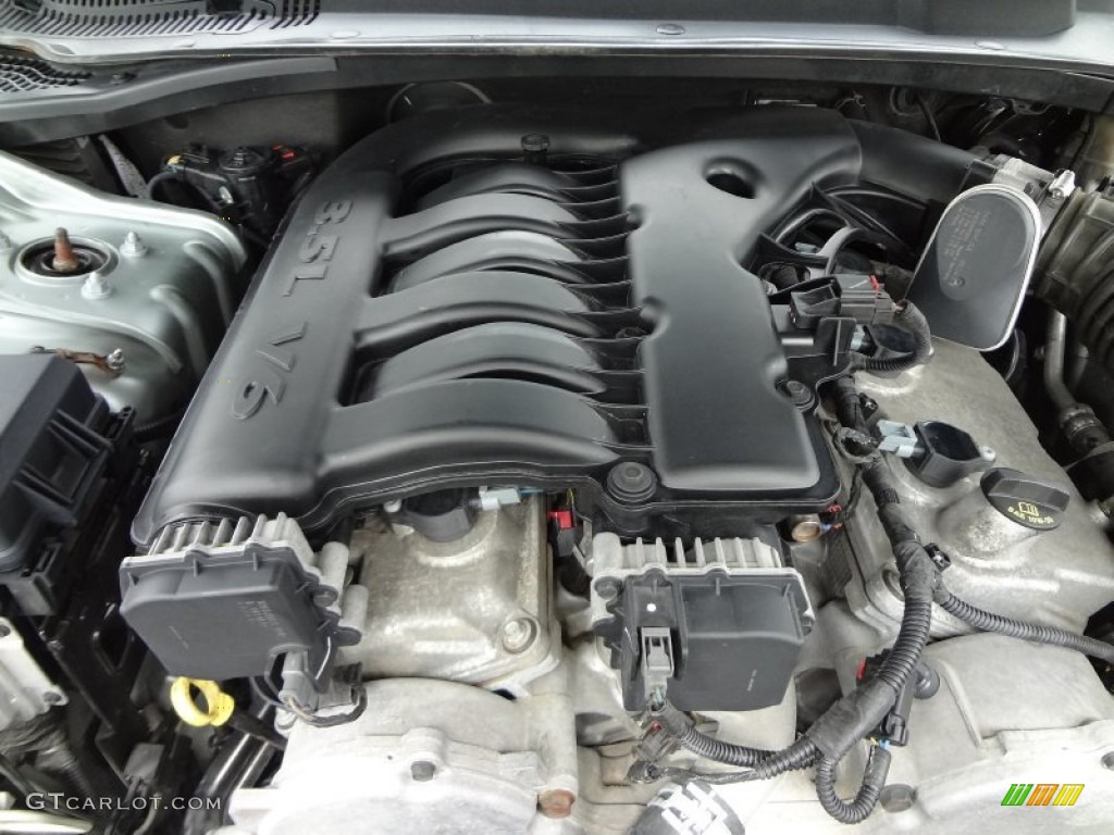 2006 Chrysler 300 Touring 3.5 Liter SOHC 24-Valve VVT V6 Engine Photo #71132940