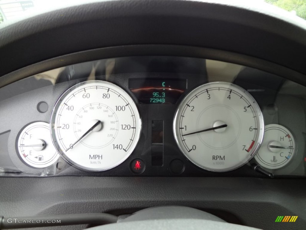 2006 Chrysler 300 Touring Gauges Photo #71132970