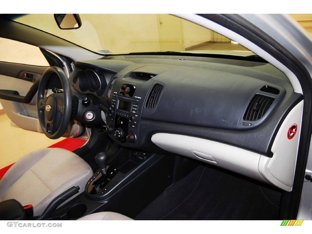 2010 Kia Forte EX Stone Dashboard Photo #71133174