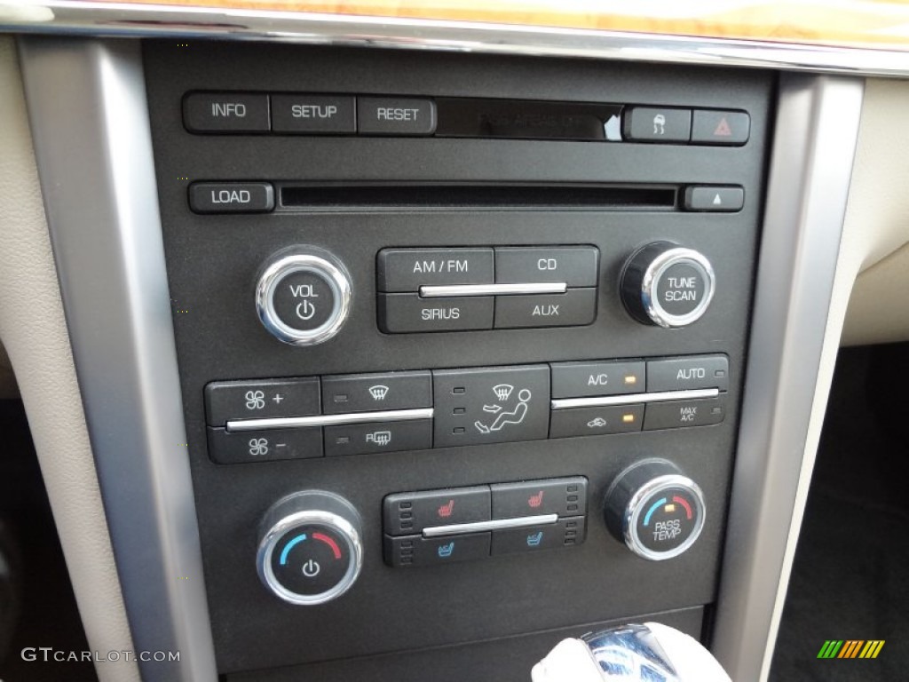 2010 Lincoln MKZ FWD Controls Photo #71133205