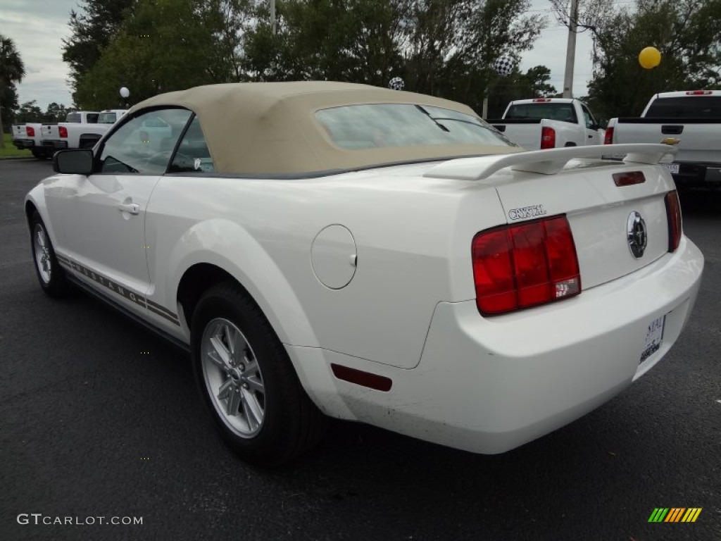 2005 Mustang V6 Deluxe Convertible - Performance White / Medium Parchment photo #3