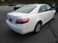 Super White - Camry LE Photo No. 7