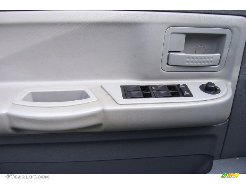 2005 Dakota SLT Quad Cab 4x4 - Bright Silver Metallic / Medium Slate Gray photo #10