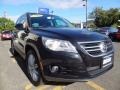 Deep Black Metallic - Tiguan SEL 4Motion Photo No. 10