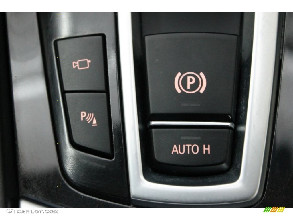 2009 BMW 7 Series 750Li Sedan Controls Photo #71136840