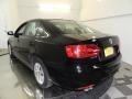 Black - Jetta SE Sedan Photo No. 9