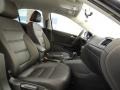Black - Jetta SE Sedan Photo No. 13