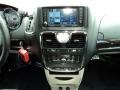 2011 Brilliant Black Crystal Pearl Chrysler Town & Country Touring  photo #25