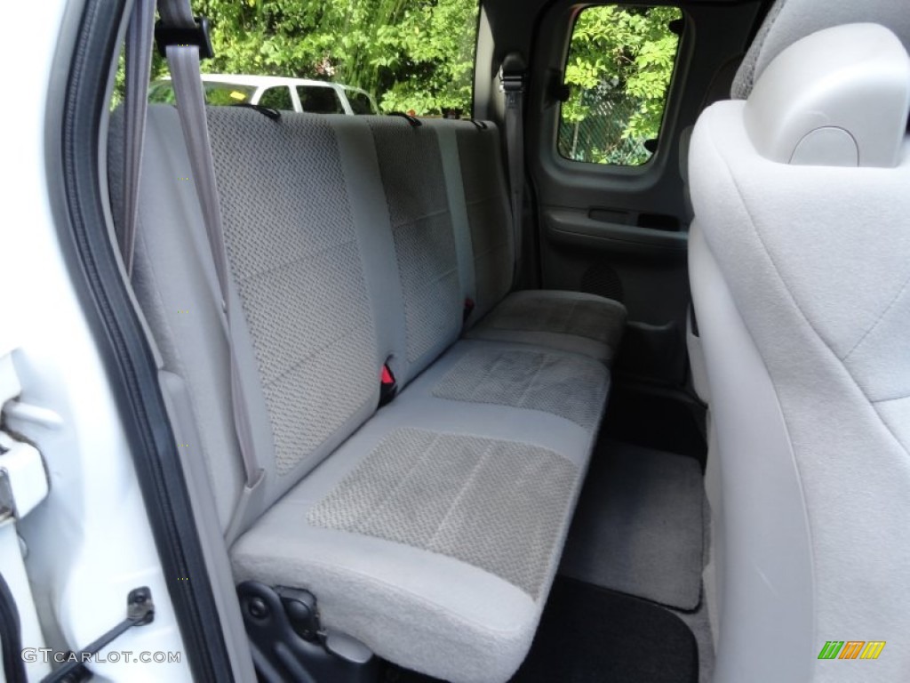 2002 F150 XLT SuperCab 4x4 - Oxford White / Medium Graphite photo #13