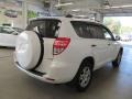 Super White - RAV4 I4 4WD Photo No. 6