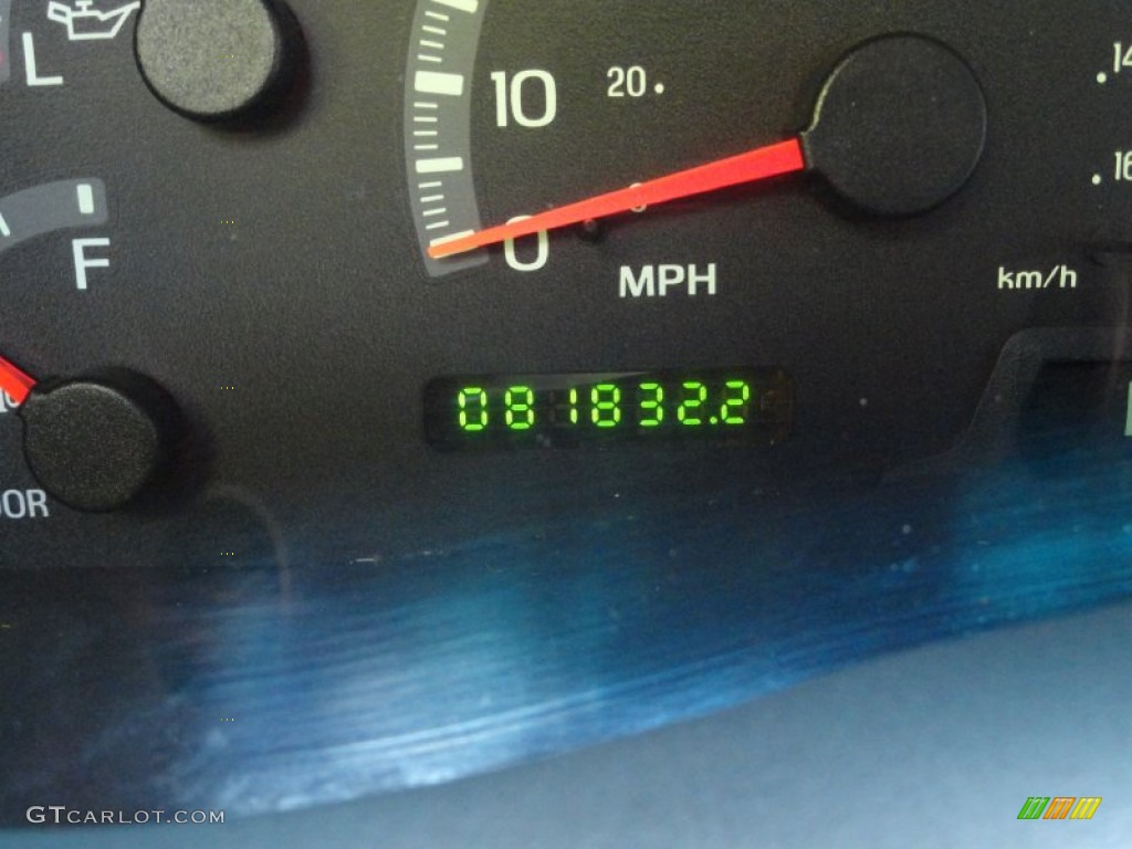 2002 F150 XLT SuperCab 4x4 - Oxford White / Medium Graphite photo #30