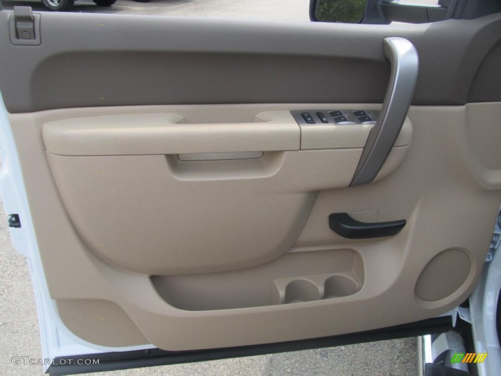 2013 Chevrolet Silverado 2500HD LT Crew Cab 4x4 Light Cashmere/Dark Cashmere Door Panel Photo #71140284