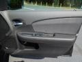 Black - 200 Touring Sedan Photo No. 23