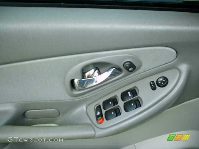 2005 Malibu LS V6 Sedan - White / Gray photo #8