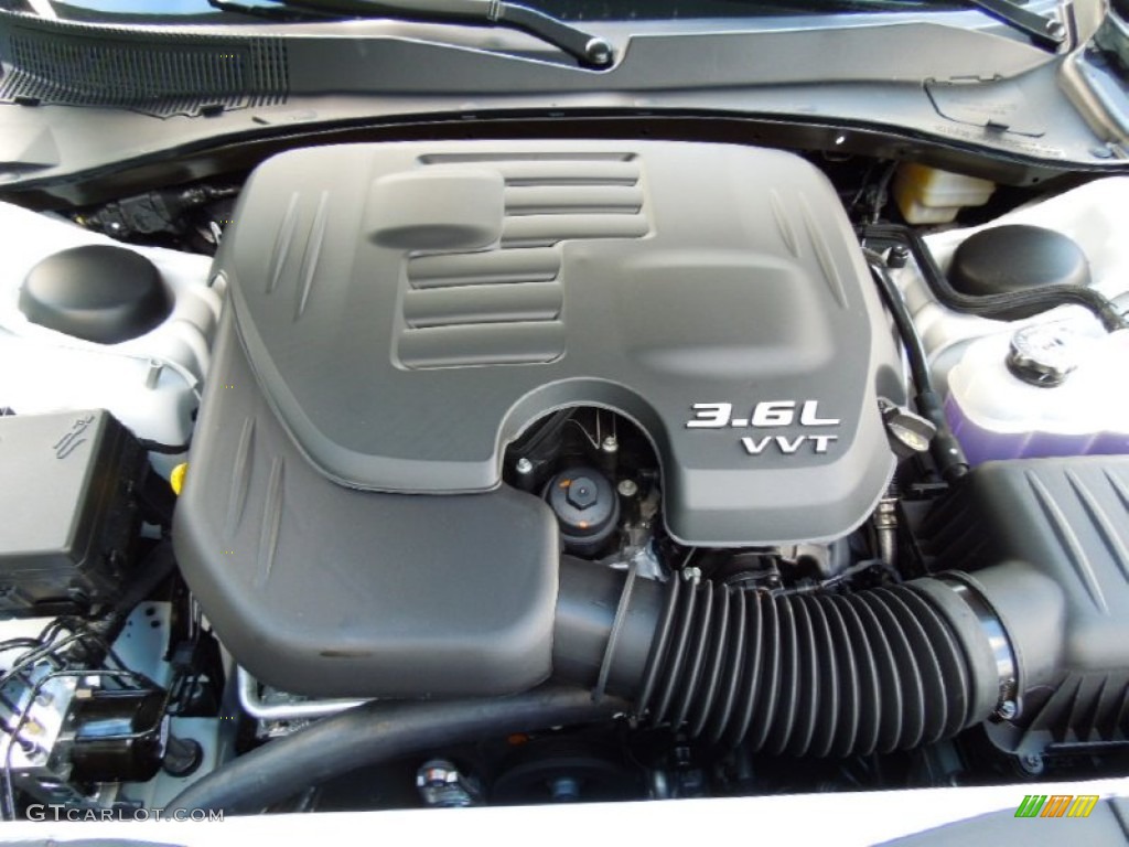 2013 Chrysler 300 S V6 3.6 Liter DOHC 24-Valve VVT Pentastar V6 Engine Photo #71144019