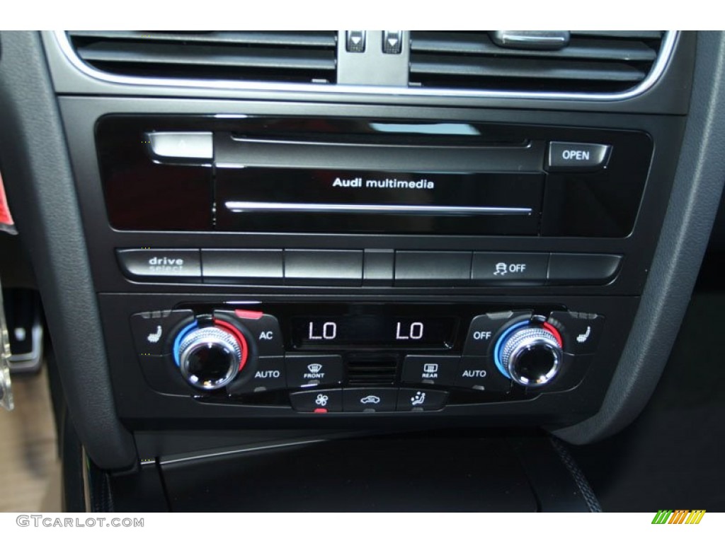 2013 Audi S4 3.0T quattro Sedan Controls Photo #71145063