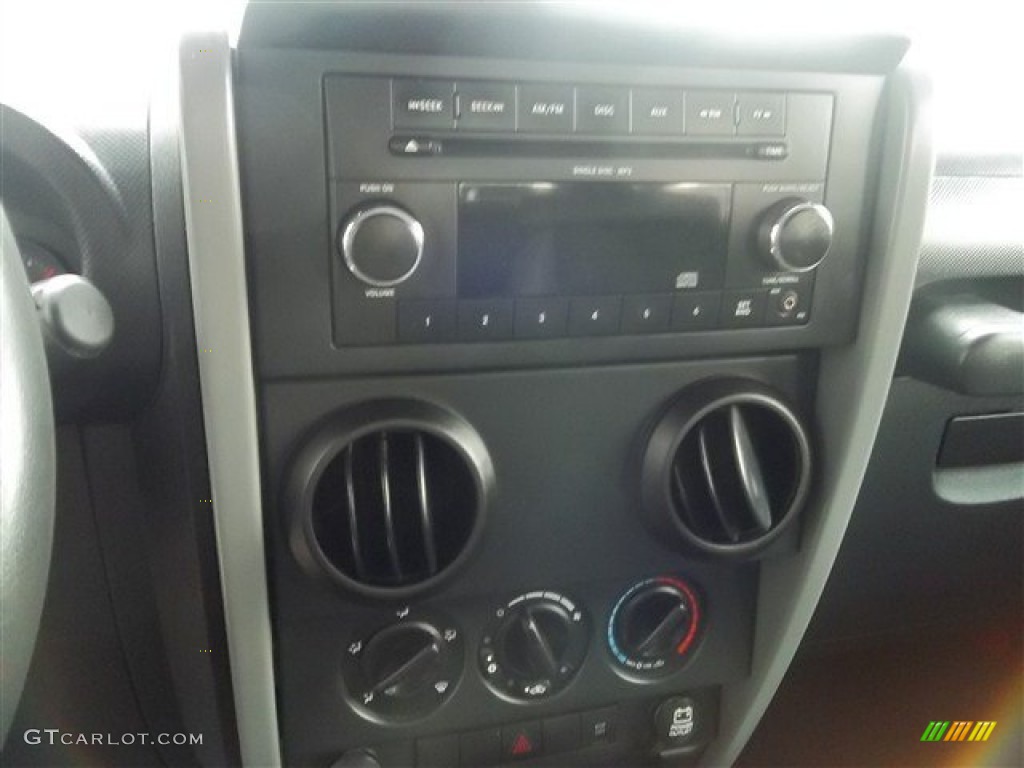 2009 Wrangler X 4x4 - Flame Red / Dark Slate Gray/Medium Slate Gray photo #14