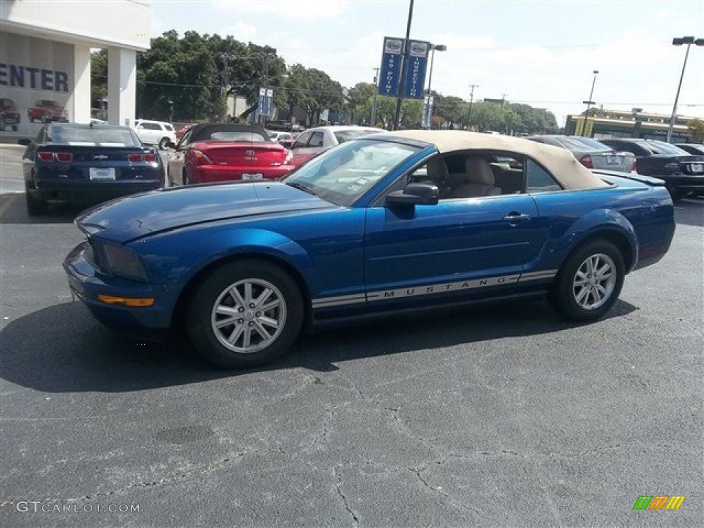 2007 Mustang V6 Premium Convertible - Vista Blue Metallic / Medium Parchment photo #6