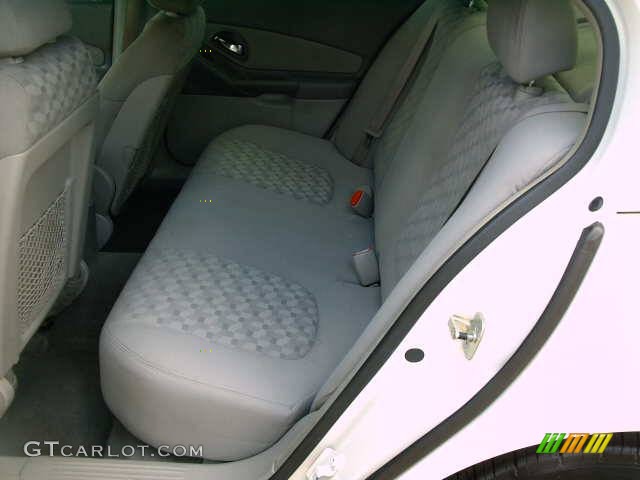 2005 Malibu LS V6 Sedan - White / Gray photo #15