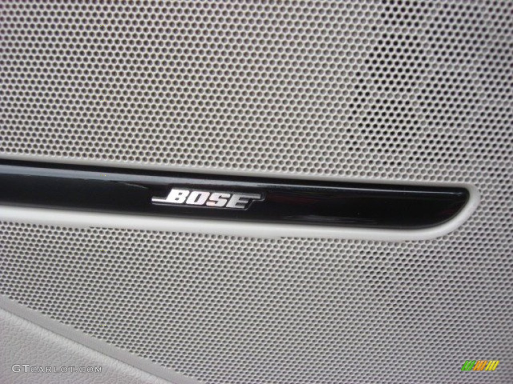 2011 Cadillac CTS -V Coupe Audio System Photos