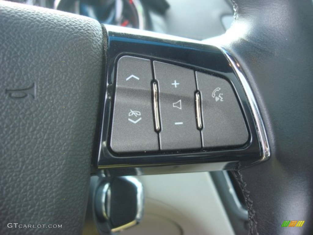 2011 Cadillac CTS -V Coupe Controls Photo #71155122