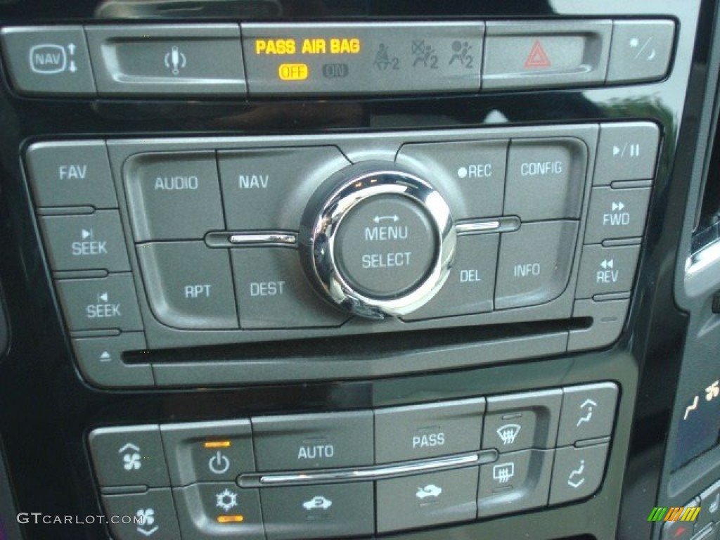 2011 Cadillac CTS -V Coupe Controls Photo #71155155